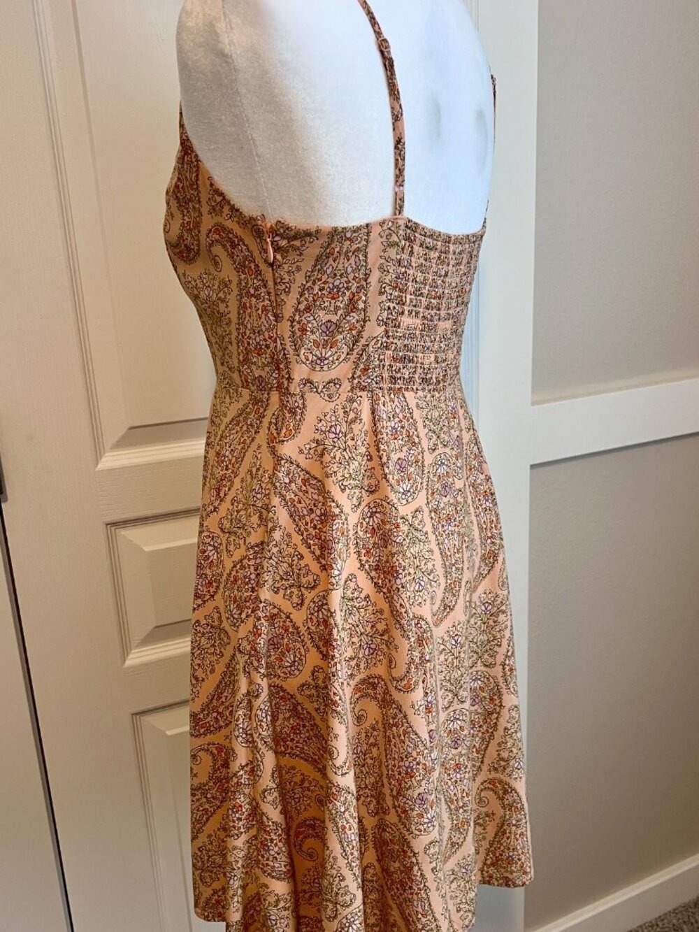 Old Navy Peach Paisley Cami Fit & Flare Sundress Adjustable Straps - Size Med - Picture 6 of 8